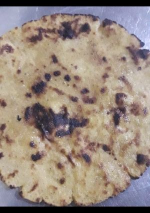मक्का की रोटी (makka ki roti recipe in Hindi) रेसिपी मुख्य फोटो