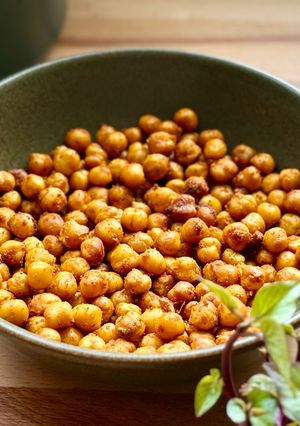 Une photo de 🌱 Pois chiches épicés rôtis