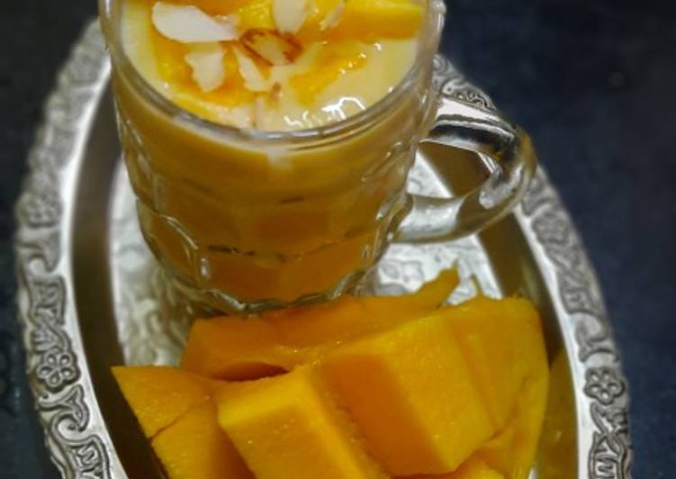 How to Prepare Perfect Mango lassi