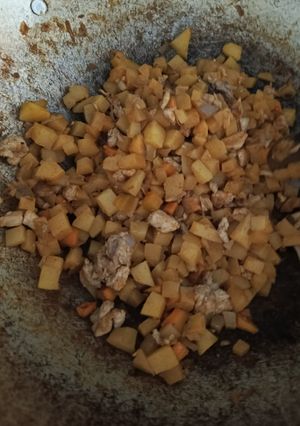 Foto resep Tumis Kentang Ayam (isian arem arem)