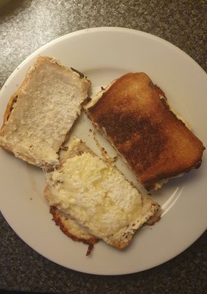 A picture of Three Cheese Wok Toasties.
