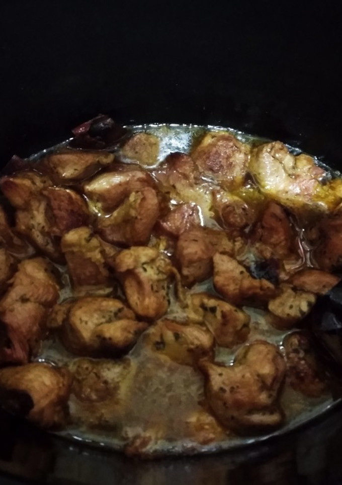 Una foto de Pavo al ajillo keto