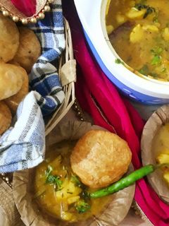 सत्तू की कचौड़ी सब्ज़ी के साथ (sattu ki kachori sabzi ke sath recipe in Hindi) रेसिपी मुख्य फोटो