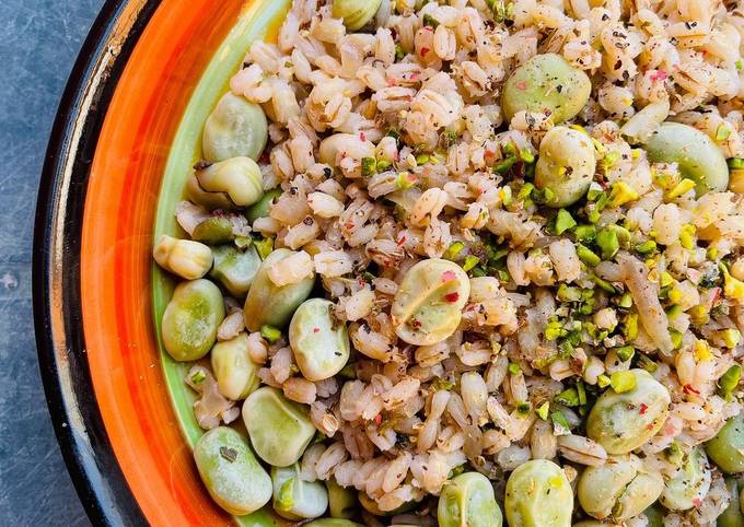 Come a Preparare Fatto in casa super veloce Orzo perlato e fave