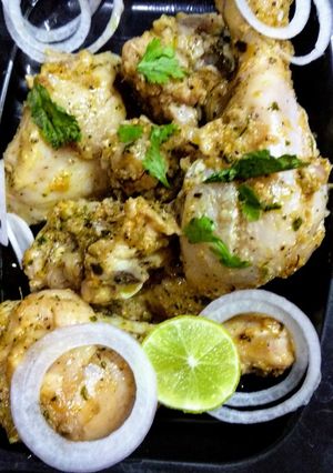 A picture of Afghani chicken.