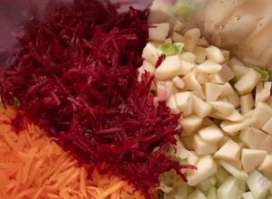 Foto de Salada de Beterraba com Maçã