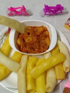 ભૂંગળા બટાકા (Bhungra Bataka Recipe In Gujarati) રેસીપી મુખ્ય ફોટો