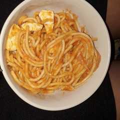 Una foto de Spaghetti con huevo
