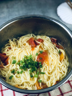 電鍋番茄咖哩煟麵 的食譜成品照片
