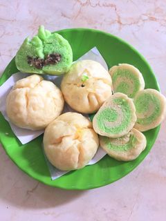 Hình của món Bánh bao sữa hấp.