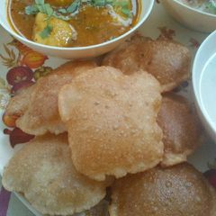 A picture of Club kachori.