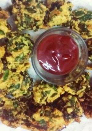 A picture of Palak Pakoda.