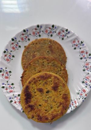 A picture of Biscuit bhakhari.