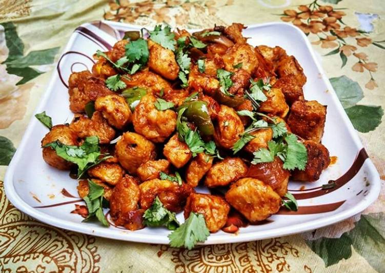 Simple Way to Make Homemade Soyabin Chilli