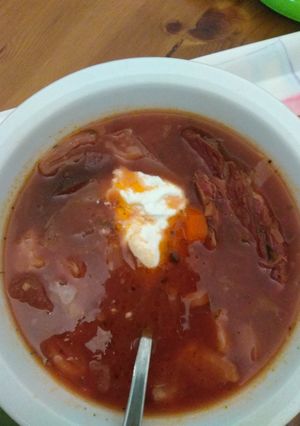 Borsty (ukrán cékla) leves, füstölt hússal recept fotója