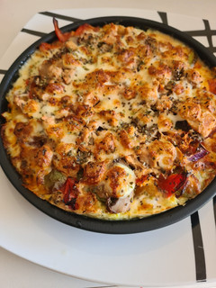 Una foto de Pizza con base de romanescu