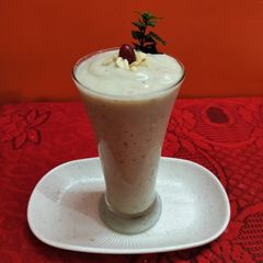 A picture of Mixed fruits smoothie.