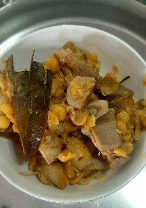 এচোঁড় দিয়ে ছোলার ডাল (enchor diye cholar dal recipe in Bengali) রেসিপির প্রধান ছবি