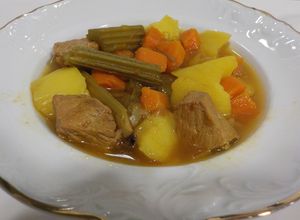 Foto principal de Guisado de ternera con pencas