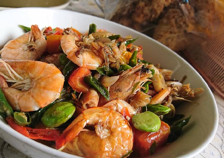 Langkah Mudah untuk Membuat Udang petai cabai hijau Anti Gagal