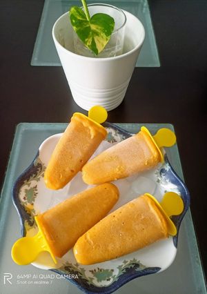 A picture of Mango popsicles.