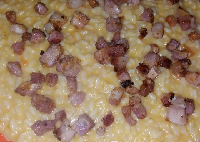 Modo semplice a Preparare Veloce Risotto alla zucca con pancetta
