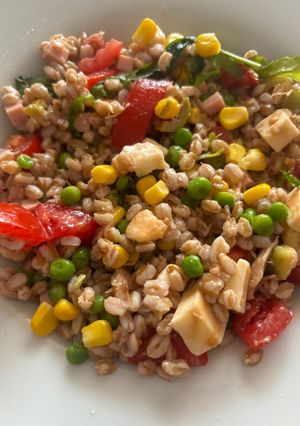 Una foto de Ensalada de farro