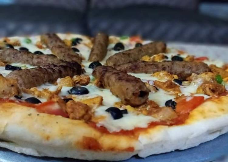 Simple Way to Prepare Ultimate Spicy Chicken &amp; Seekh Kabab Pizza authentic recipe