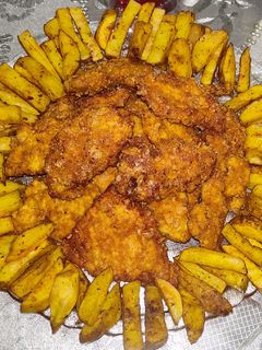 عکسی از دستور استریپس مرغ و سیب زمینی سوخاری