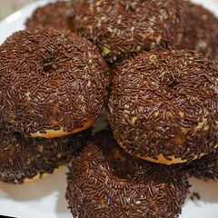 A picture of Donat tanpa ulen lembut gak bantet.