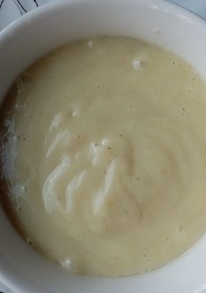 Potato and cauliflower soup (7 months +) রেসিপির প্রধান ছবি
