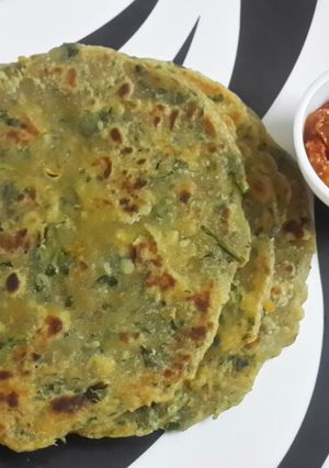 A picture of Leftover dal paratha.