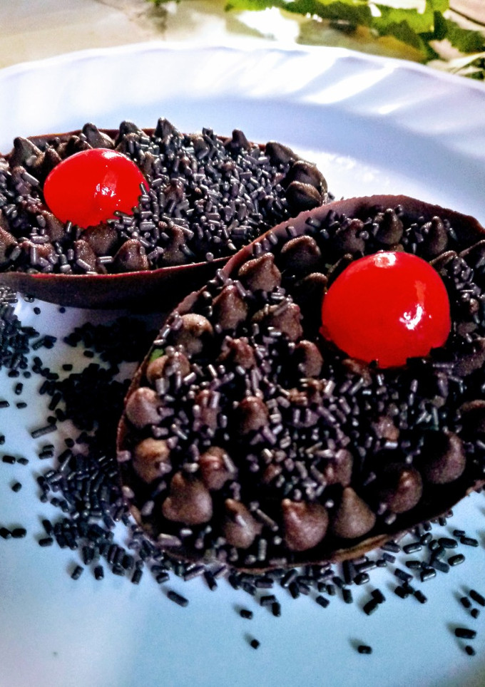Una foto de Huevos de Pascua rellenos a puro chocolate !!