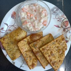 A picture of Garlic Tomato Puri.