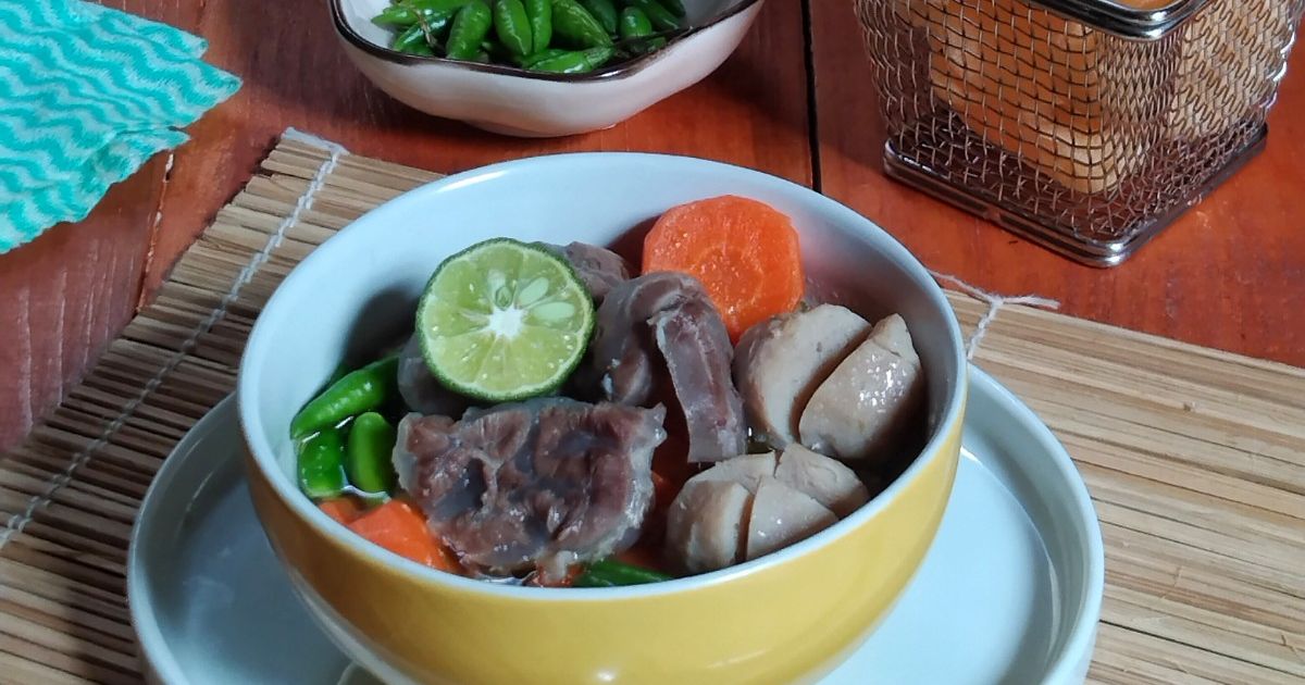 Sop Daging Bakso Sapi
