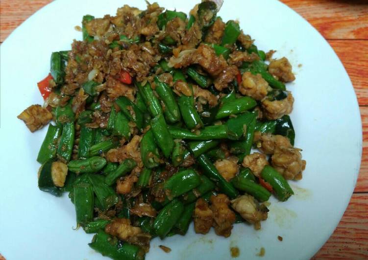Tumis buncis udang rebon