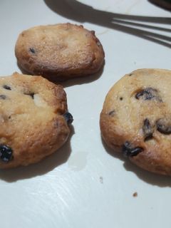 A picture of Butter Chocolate Chip Cookie.