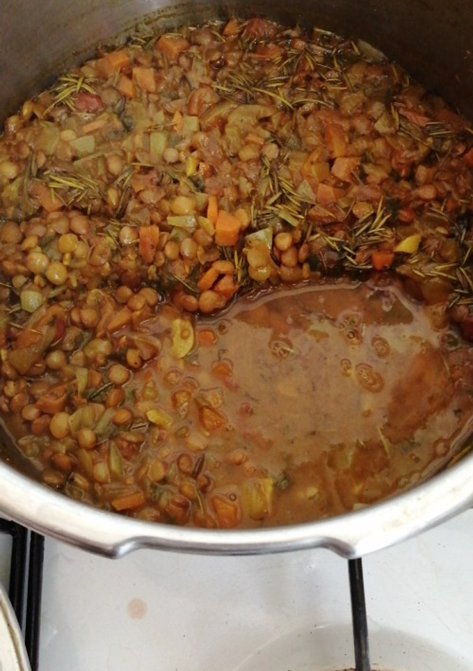 Una foto de Lentejas de verduras