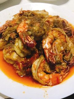 รูปของ กุ้งขาวทอดกระเทียม (สูตรน้ำมันมะกอก)