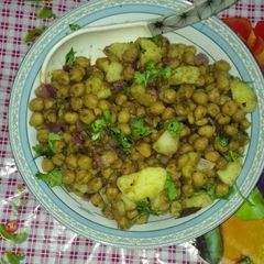 A picture of Chana CHAAT.