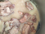 Costillas al ajillo en olla rápida