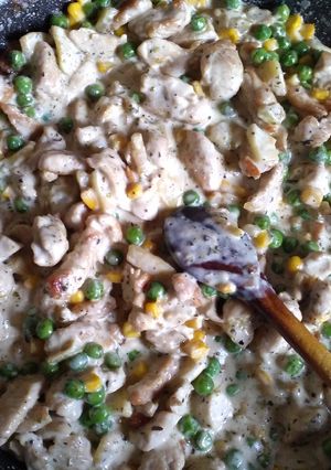 Borsótészta tejszínes pulykaraguval - gluténmentes recept fotója