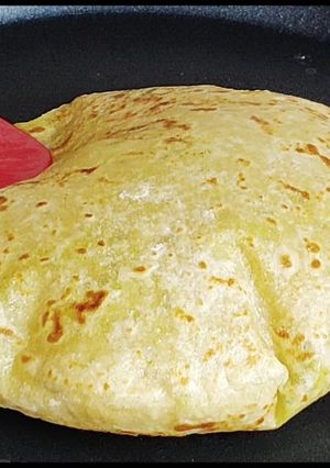 A picture of Aloo paratha recipe.