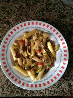 Una foto de Macarrones con verduras