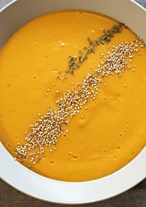 Une photo de Velouté de carottes, potimarrons, pommes de terre