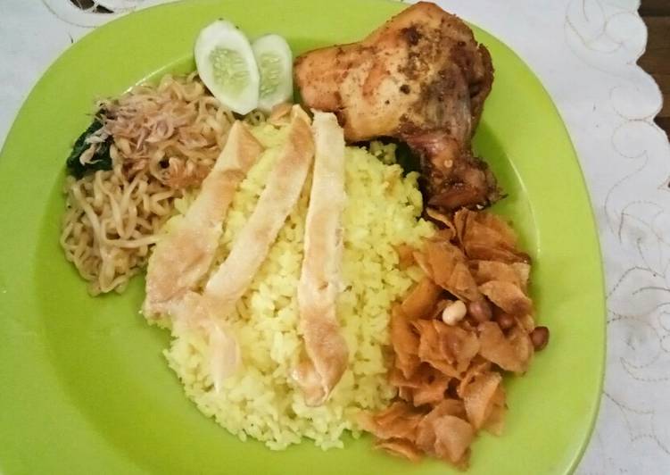 Nasi kuning pulen