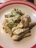 Pollo, brocoli y sopa en salsa Alfredo a mi estilo!