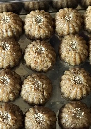 A picture of Left over rotli ladoo.