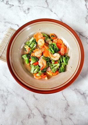 Foto resep Oseng Brokoli Wortel