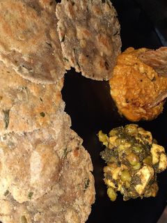 बाजरा थेपला(Bajra thepla recipe in Hindi) रेसिपी मुख्य फोटो